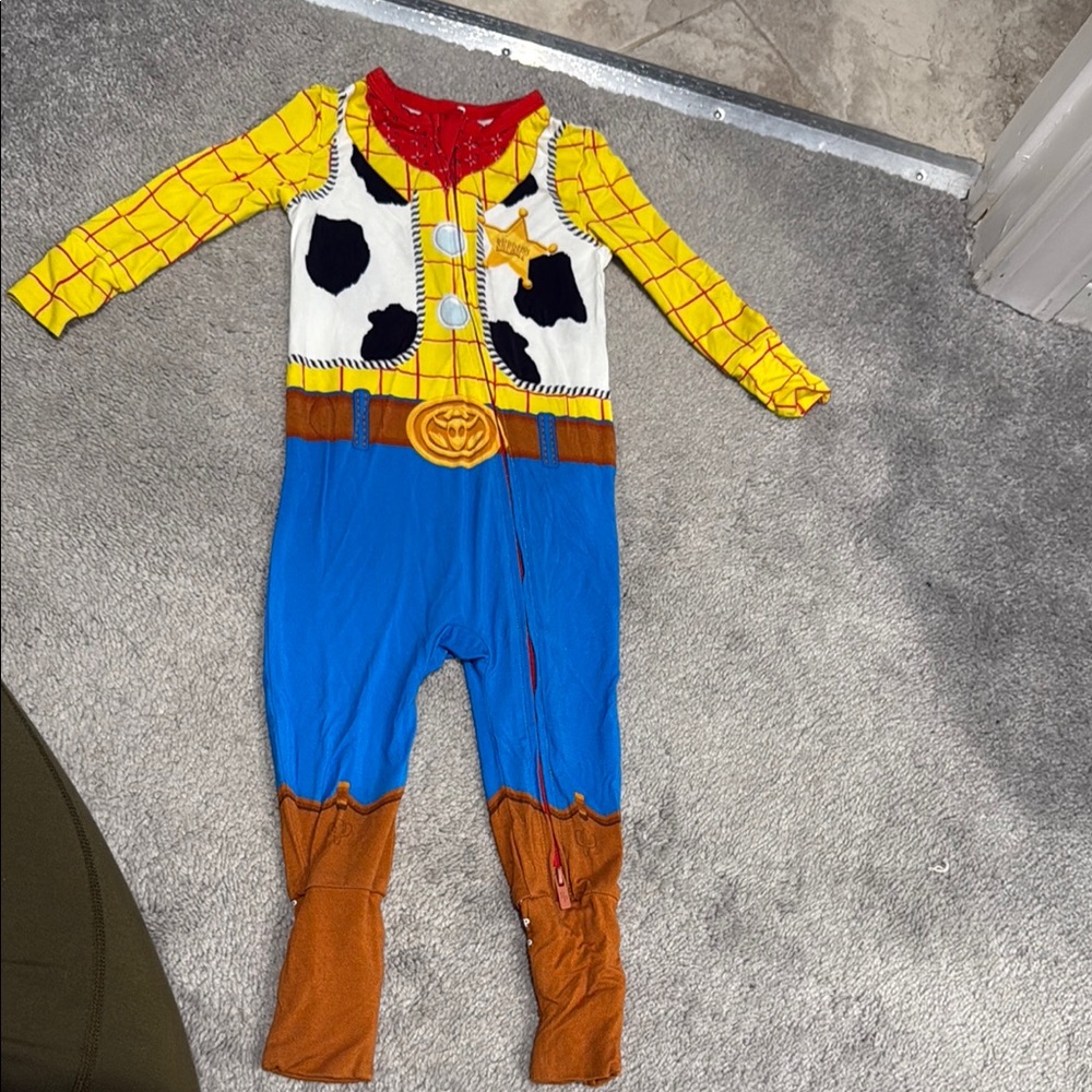 Posh Peanut Toy Story Woody zippy